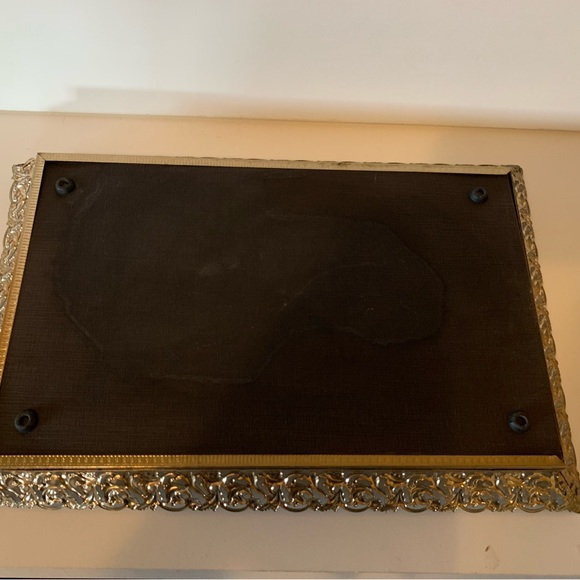 Vintage rectangular vanity mirror, dresser tray with feet 15” x 10” - Picture 7 of 7